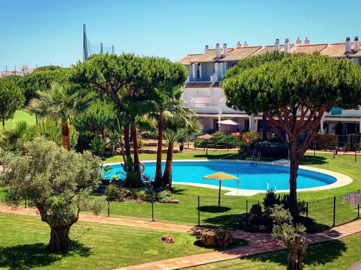 Fantastic 3-Bedroom Holiday Home Including Tennis And Pool Near Golf Course El Portil Exterior photo